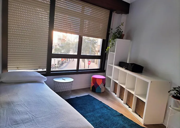 Apartment Precioso Con Patio A Coruna